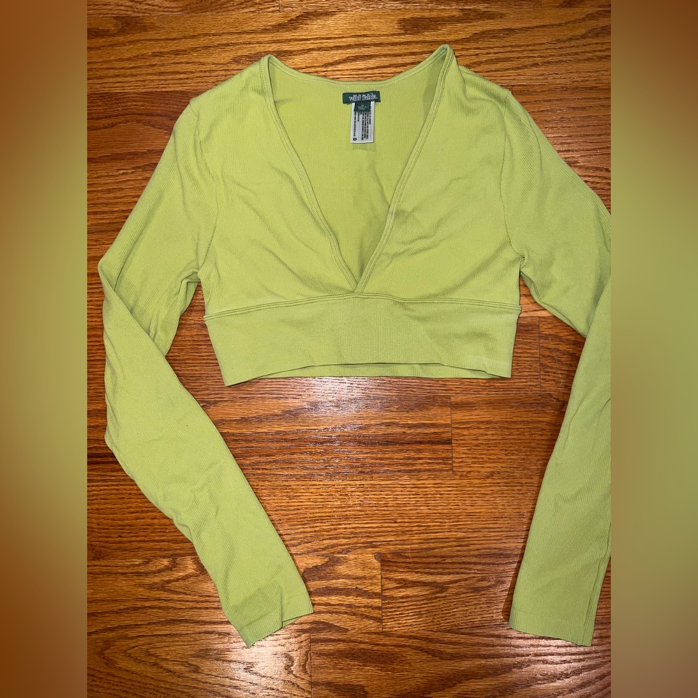 Wild Fable Green Fitted Long Sleeve Crop Blouse